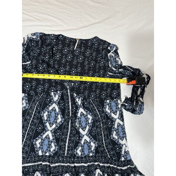Free People Down By The Bay Tunic Blue Floral Print size Med Boho - Picture 6 of 8